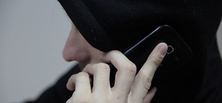 140 тысяч рублей потерял острович после общения с мнимым сотрудником банка