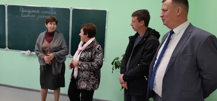 Сенатор посетила обновленную Воронцовскую школу