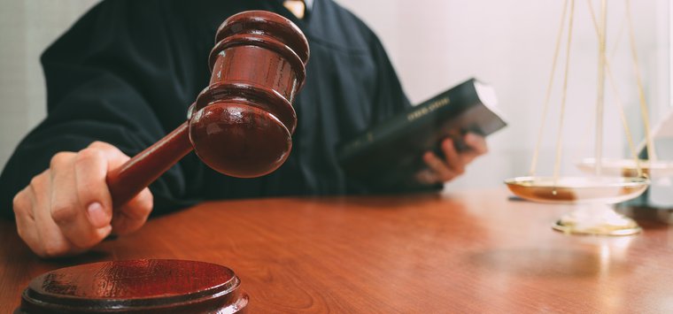 Суд обязал власти отремонтировать дорогу Глушни — Шенихово в Островском районе