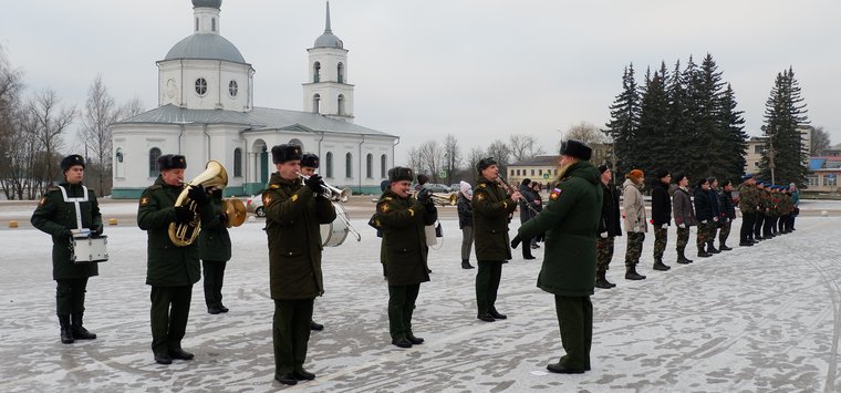 Память подпольщиков почтили в Острове