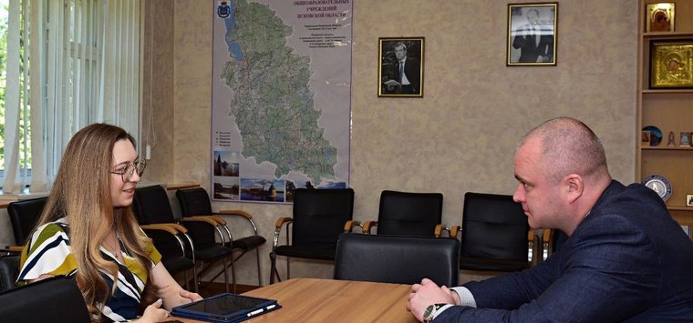 «Кадровые центры» появятся в районах Псковской области