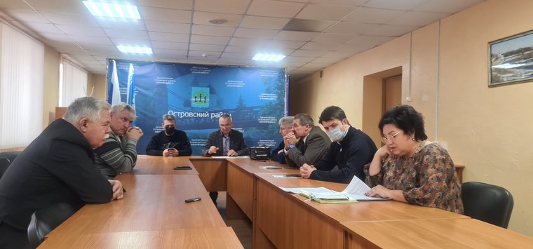 Почти 200 миллионов рублей задолжали островичи за коммунальные услуги