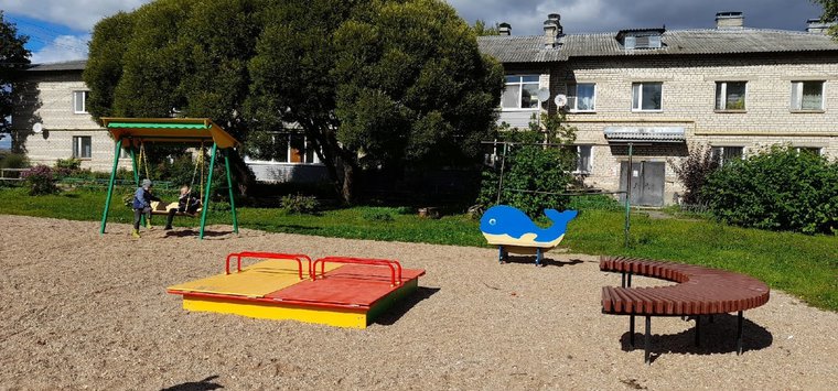 Детский игровой комплекс появился в Карпово