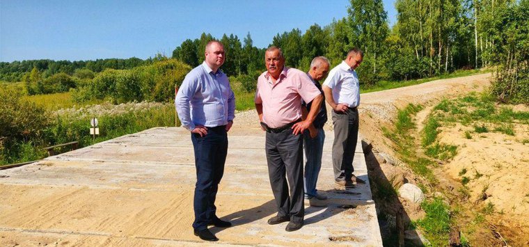 Решить часть проблем в деревнях через ТОСы предложил Дмитрий Быстров