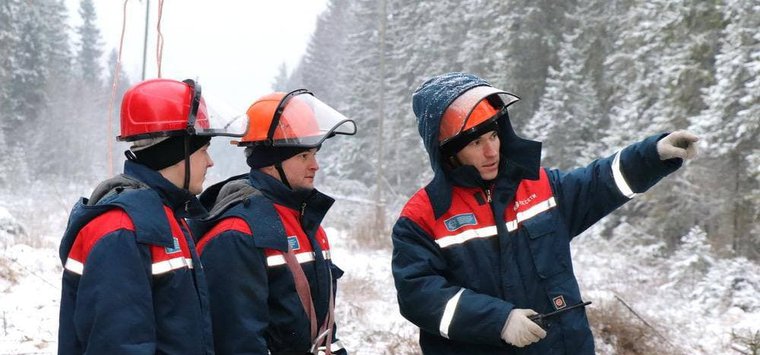 Восстановление основной электросети в Псковской области завершат сегодня