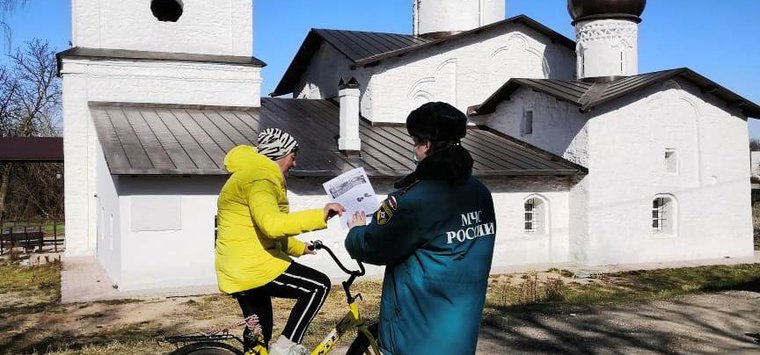 Рейд по разъяснению правил пожарной безопасности прошел в Острове