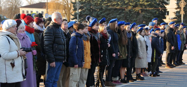 День памяти подпольщиков прошел в Острове