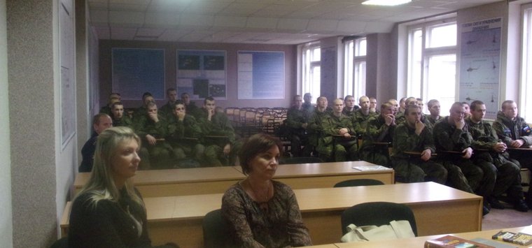 «Урок патриотизма» провели для солдат в Острове