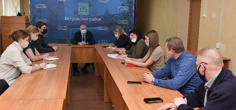 Островичам предлагают выбрать две территории для благоустройства