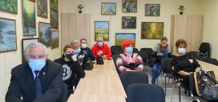 Депутатский час посвятили участию островской библиотеки в нацпроекте