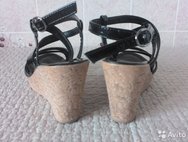 Босоножки женские